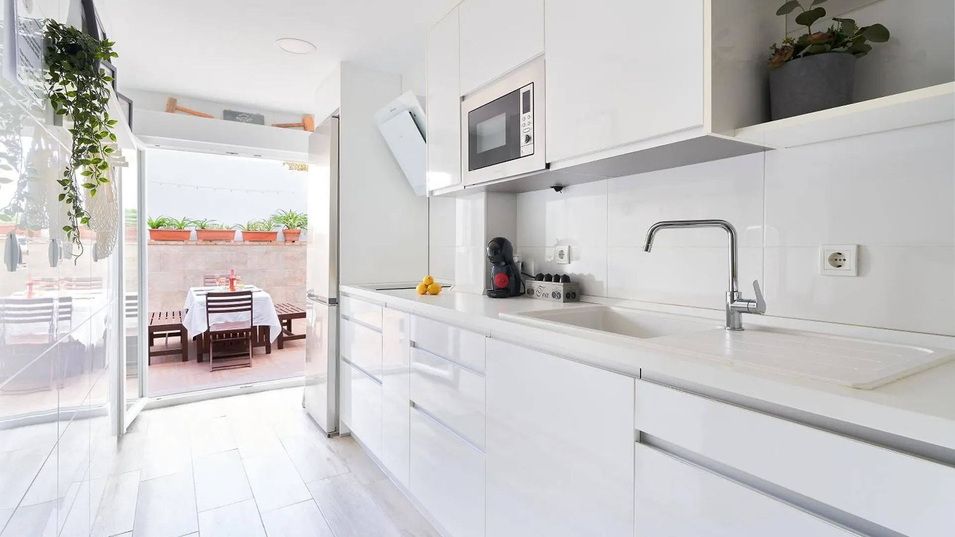Apartamento A Pie De Calle Malaga Huelin