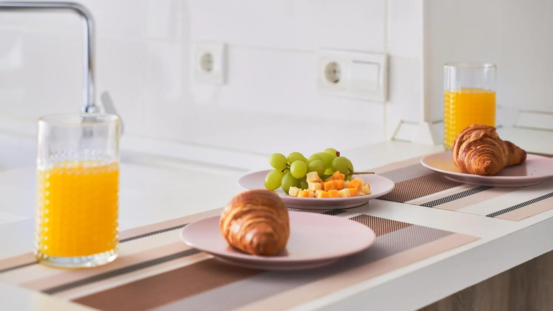 Apartment Apartamento A Pie De Calle Malaga Huelin Spain