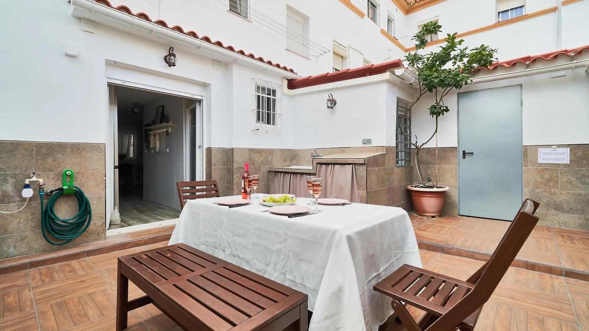 Apartamento A Pie De Calle Malaga Huelin