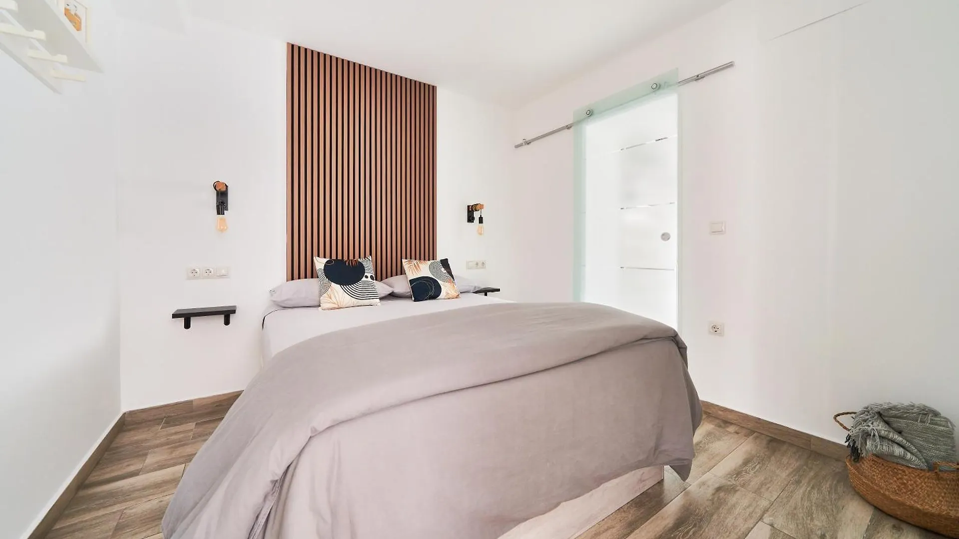 Apartament Apartamento A Pie De Calle Malaga Huelin