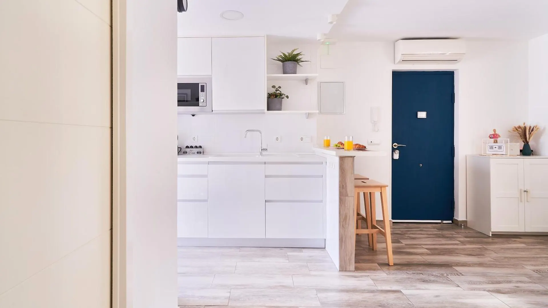 Apartamento A Pie De Calle Malaga Huelin Apartment