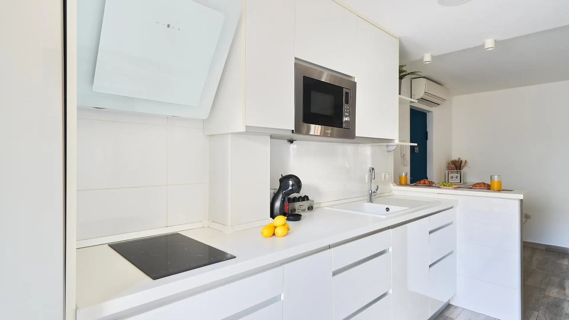Apartamento A Pie De Calle Malaga Huelin 0*,  Spain