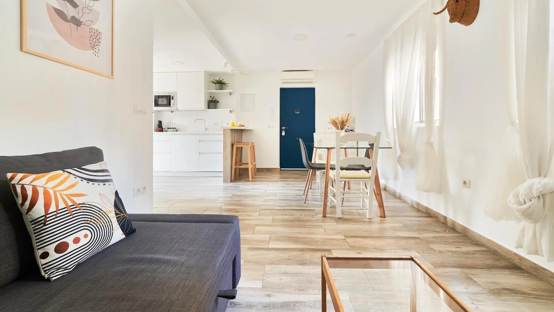 아파트 Apartamento A Pie De Calle Malaga Huelin