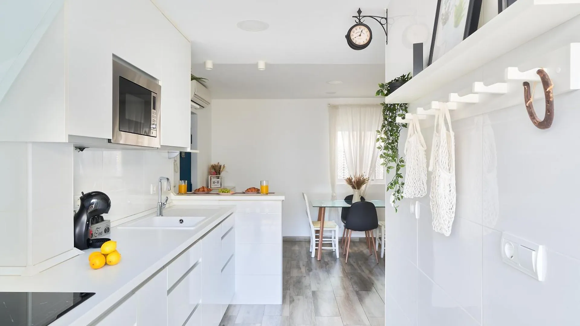 아파트 Apartamento A Pie De Calle Malaga Huelin 스페인